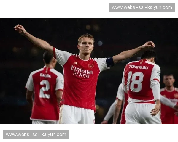 阿森纳vs桑德兰：枪手主场迎升班马，控球战术有望延续