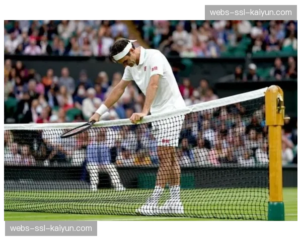 消息：伤病报告显示，朱厄尔·洛伊德已从踝关节手术中恢复，开始有球训练